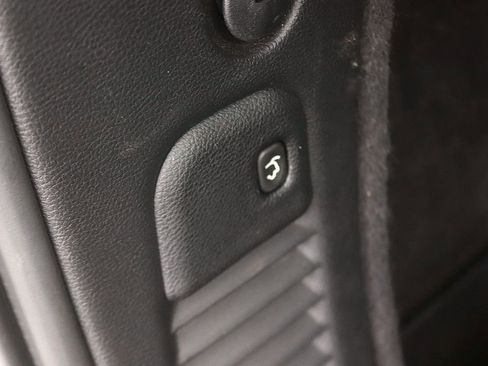Used 2025 Dodge Durango GT AWD/4WD image 17