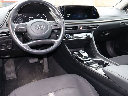 Used 2023 Hyundai Sonata SEL w/ Convenience Package FWD image 5