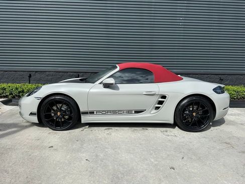 Used 2024 Porsche 718 Boxster image 2