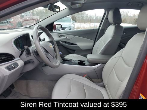 Used 2017 Chevrolet Volt LT w/ Comfort Package image 6