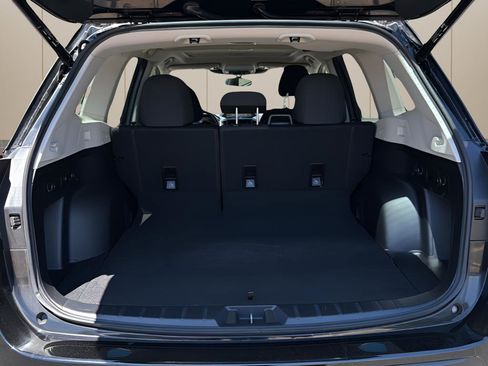 Used 2023 Subaru Forester Premium AWD/4WD image 14