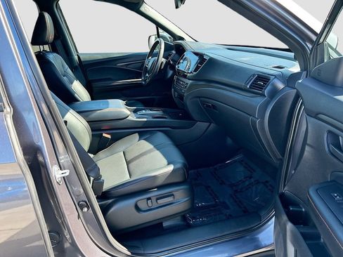 Certified 2025 Honda Ridgeline TrailSport image 29