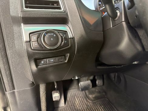 Used 2017 Ford Explorer Sport image 11