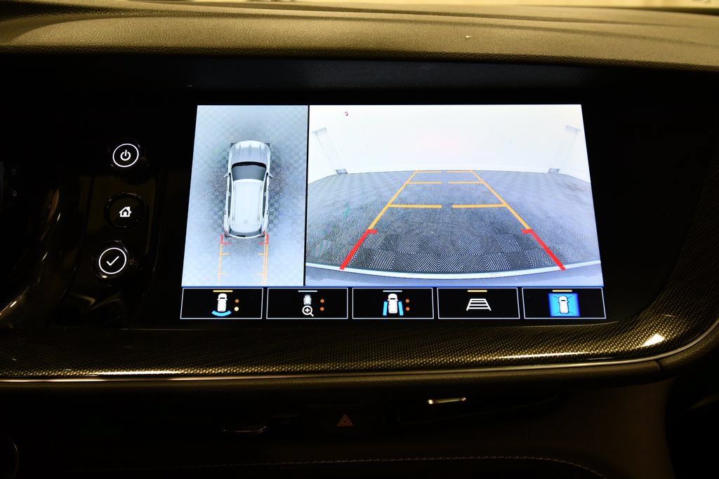 Used 2021 Buick Envision Essence w/ Technology Package I AWD/4WD image 25