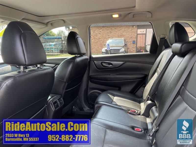 Used 2015 Nissan Rogue SL w/ SL Premium Package AWD/4WD image 12