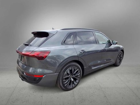 Certified 2024 Audi Q8 e-tron Prestige AWD/4WD image 8