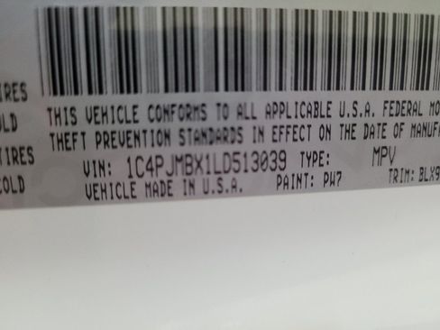 Used 2020 Jeep Cherokee Trailhawk image 33