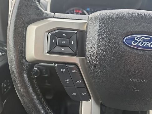 Used 2020 Ford F350 Lariat AWD/4WD image 21