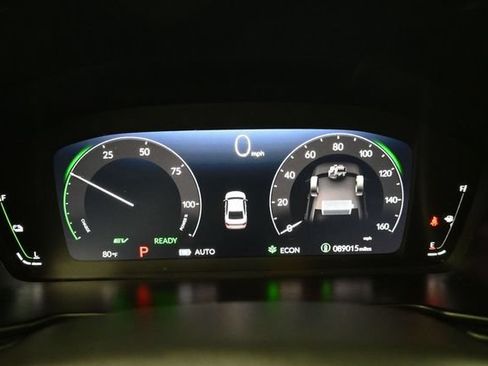 Used 2025 Honda Accord Sport image 19