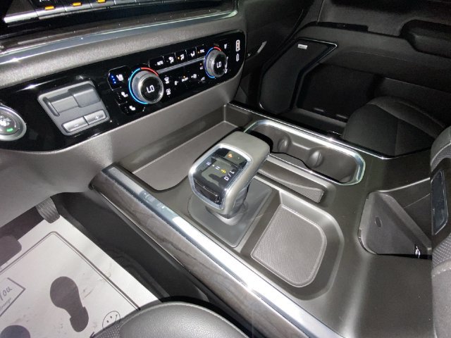 Used 2024 Chevrolet Silverado 1500 LTZ AWD/4WD image 20