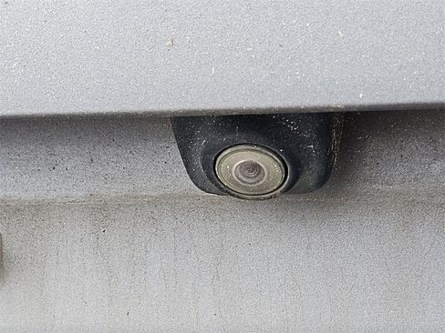 Used 2022 Chevrolet Tahoe Z71 w/ Luxury Package image 18