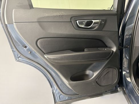 Used 2023 Volvo XC60 B5 Ultimate w/ Protection Package Premier FWD image 26