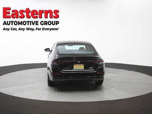 Used 2025 Honda Accord Sport image 36