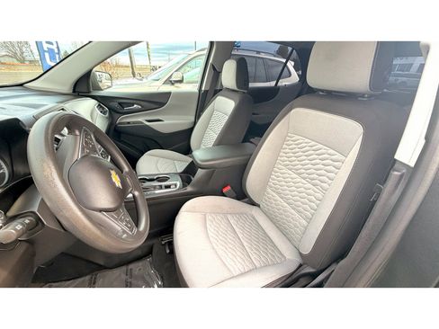 Used 2019 Chevrolet Equinox LS image 18
