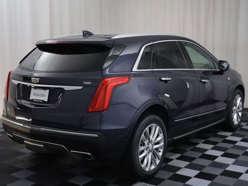 Used 2018 Cadillac XT5 Platinum w/ Driver Assist Package image 17
