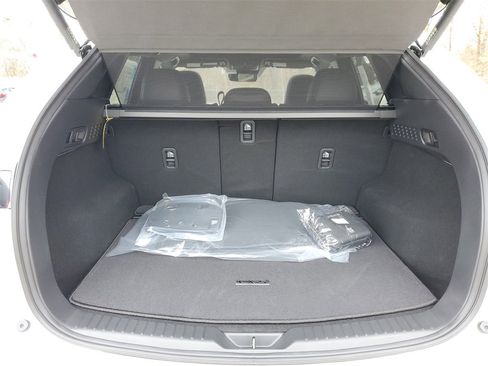 New 2025 MAZDA CX-5 Signature image 8