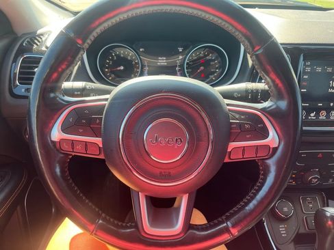 Used 2019 Jeep Compass Limited image 14