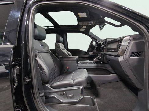 Used 2026 Ford F250 Platinum AWD/4WD image 17