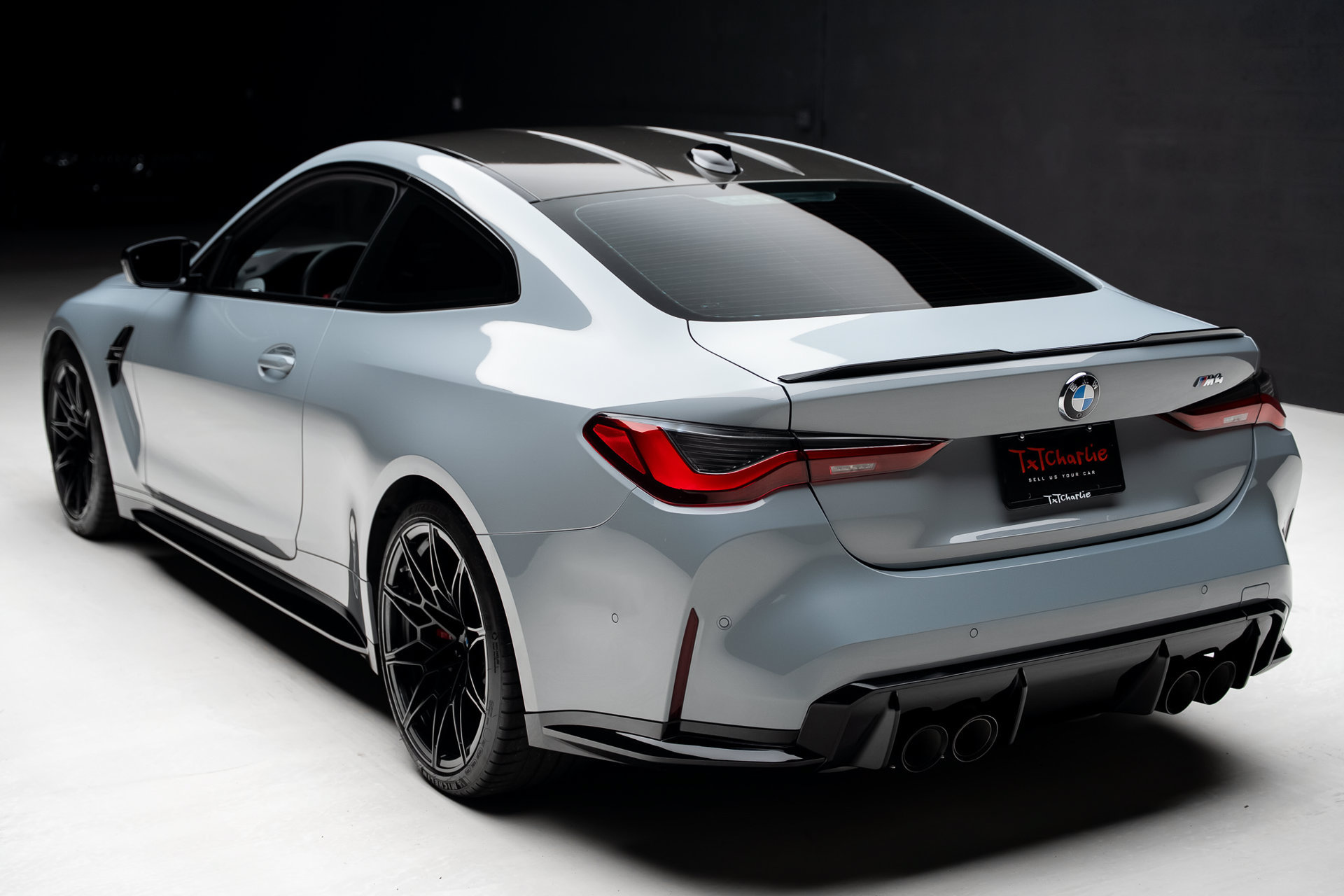 Used 2021 BMW M4 Coupe w/ Executive Package RWD image 25