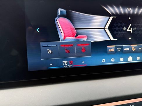 Used 2025 BMW X3 xDrive30i w/ Premium Package image 23