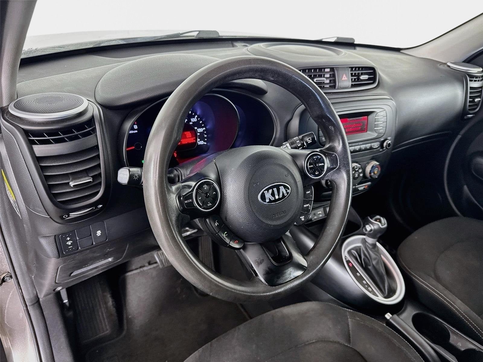 Used 2016 Kia Soul FWD image 9