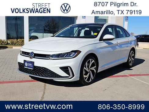 Used 2025 Volkswagen Jetta SEL image 1