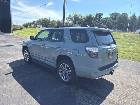 Used 2022 Toyota 4Runner TRD Sport w/ Technology Package AWD/4WD image 35