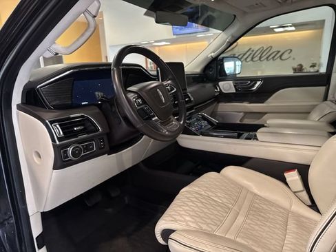 Used 2021 Lincoln Navigator Black Label AWD/4WD image 12