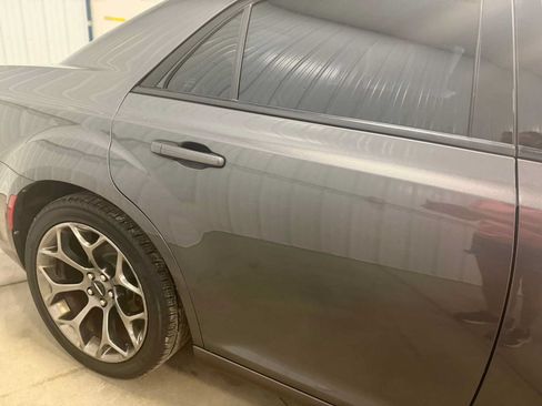 Used 2016 Chrysler 300 S RWD image 9