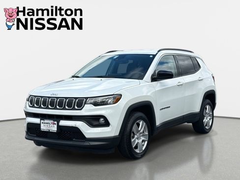 Used 2022 Jeep Compass Latitude image 5