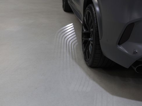 Used 2026 BMW X5 M Competition w/ Executive Package image 17