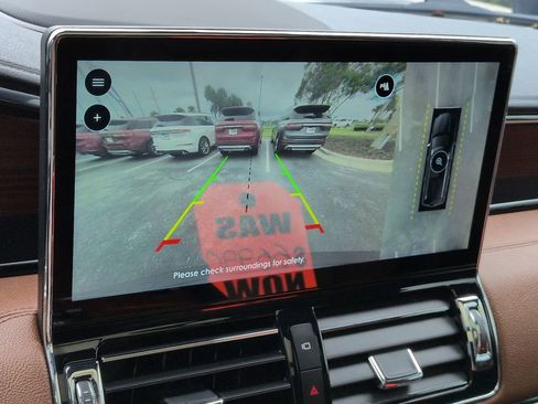 Used 2022 Lincoln Navigator L Reserve AWD/4WD image 22