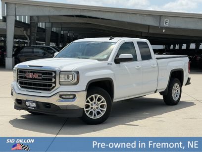 Used 2017 GMC Sierra 1500 SLE w/ SLE Value Package