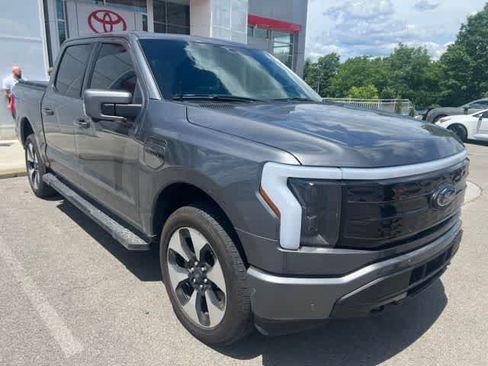 Used 2023 Ford F150 Lightning Platinum AWD/4WD image 5