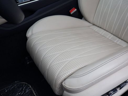 Used 2021 Bentley Flying Spur W12 AWD/4WD image 9