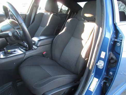 Used 2022 Dodge Charger R/T w/ Blacktop Package image 15