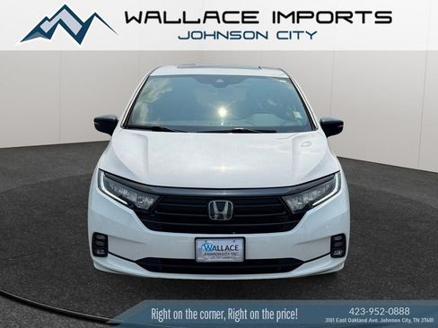 Used 2024 Honda Odyssey Sport image 8
