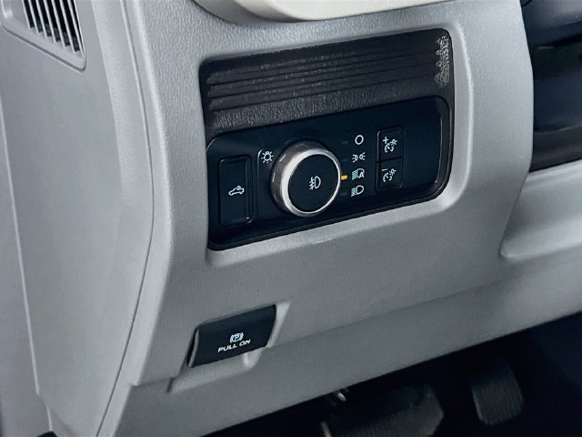 Used 2024 Ford F250 XLT w/ FX4 Off-Road Package AWD/4WD image 21