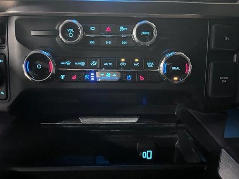 Used 2025 Ford F250 King Ranch w/ Chrome Package AWD/4WD image 37