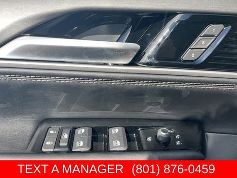 New 2026 Jeep Grand Wagoneer Limited AWD/4WD image 19