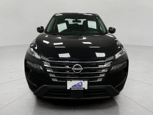 Certified 2025 Nissan Rogue SV image 10