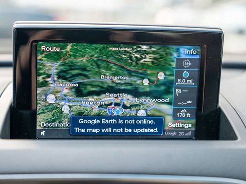 Used 2016 Audi Q3 2.0T Premium Plus w/ Technology Package image 16