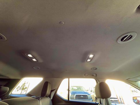 Used 2018 Chevrolet Traverse LS image 50