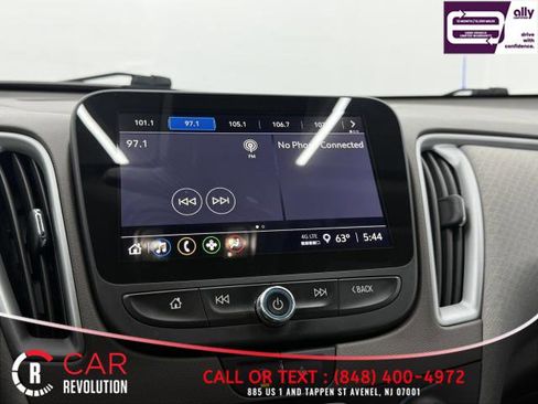 Used 2024 Chevrolet Malibu LT image 25