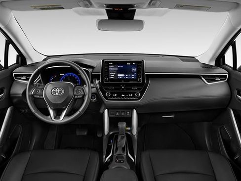 Used 2023 Toyota Corolla Cross XLE FWD image 3