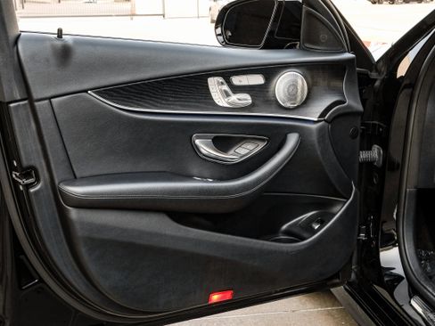 Used 2022 Mercedes-Benz E 350 Sedan image 46