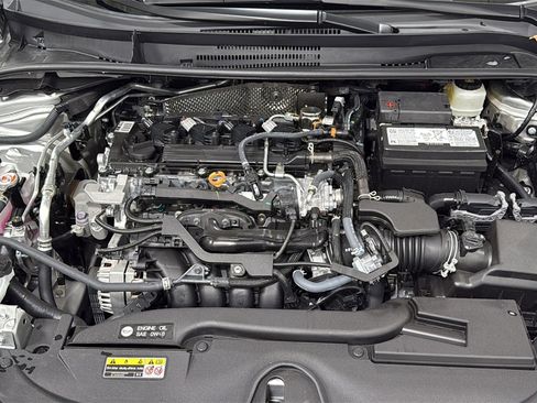 Certified 2025 Toyota Corolla LE image 25