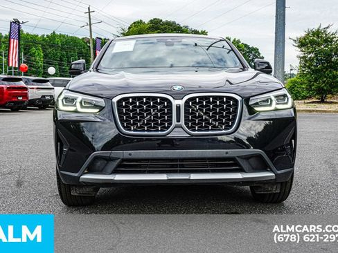 Used 2025 BMW X4 xDrive30i w/ Premium Essential Package AWD/4WD image 9