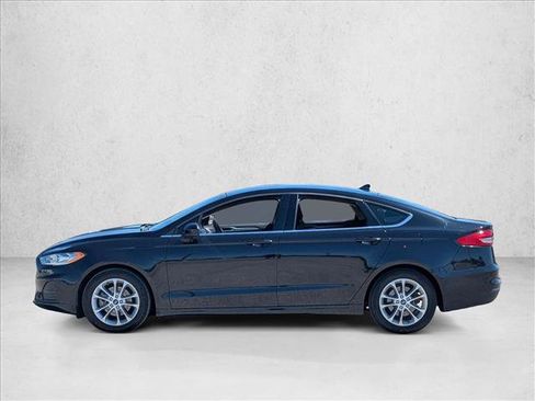 Used 2019 Ford Fusion SE FWD image 8