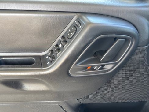 Used 2004 Jeep Grand Cherokee Laredo w/ Convenience Group image 9